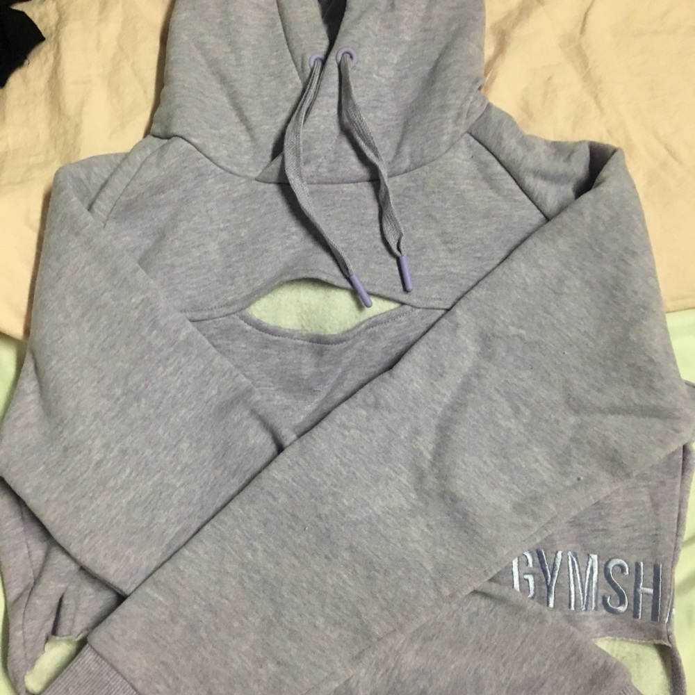 GYMSHARK RAW EDGE CROPPED HOODIE